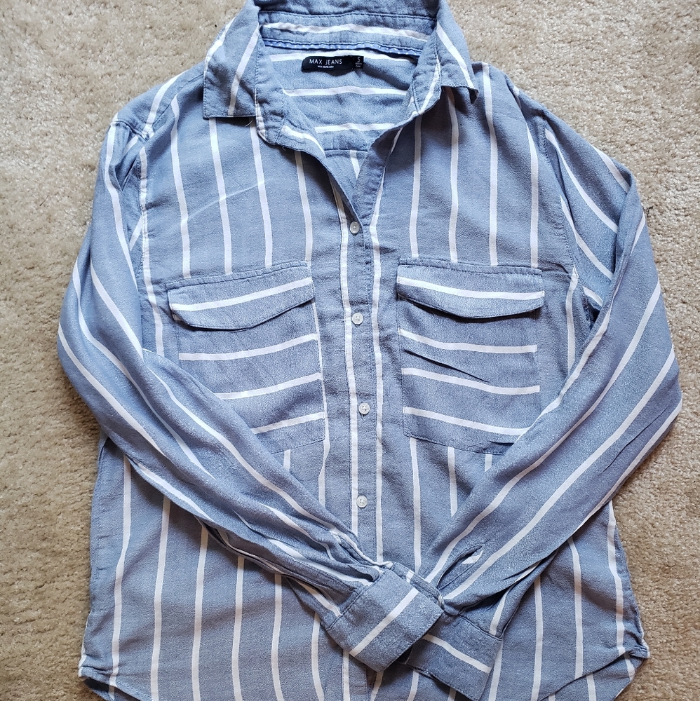 Max jeans blue and white long sleeve shirt